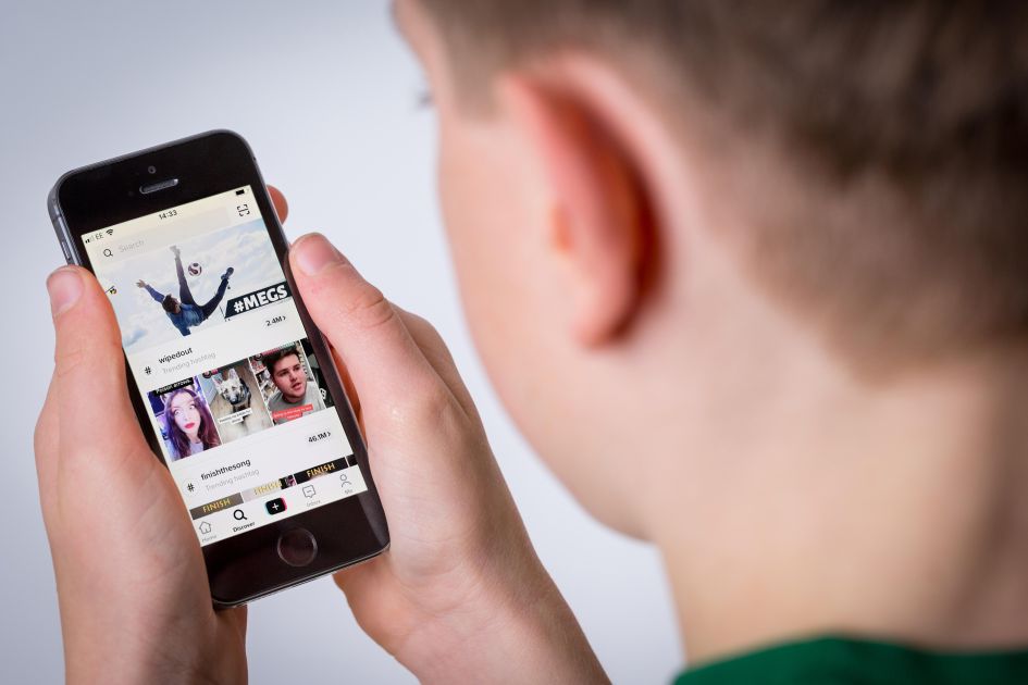 'The dangers have increased': Christian charity backs under-16 social media ban