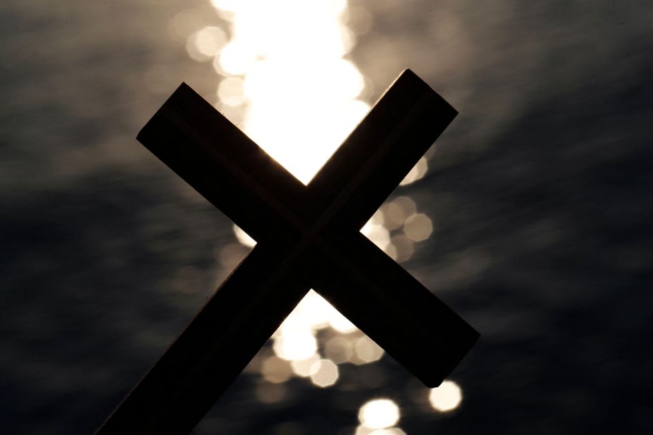 Christian medic's clinic and home torched in Pakistan over blasphemy allegations