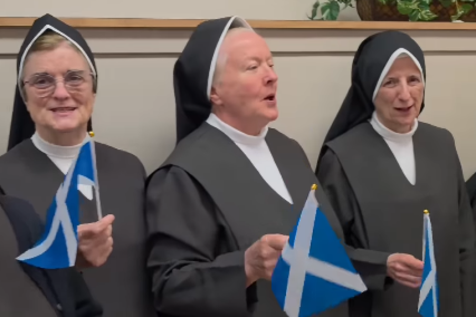 New York nuns embrace Scotland’s Tartan Army