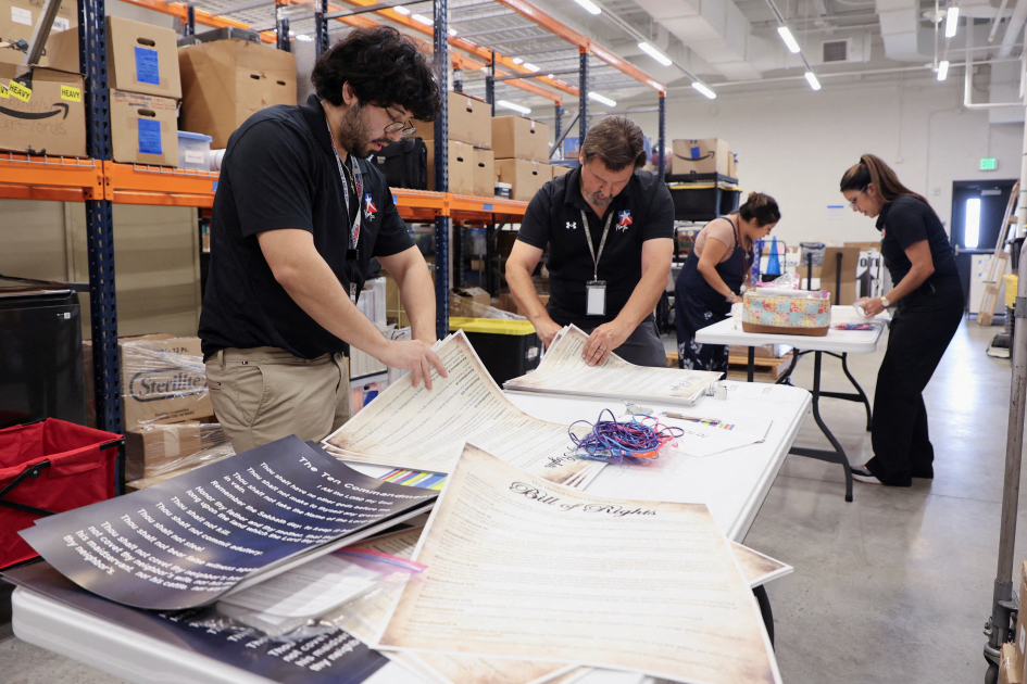 Texas schools told to remove Ten Commandments despite state law