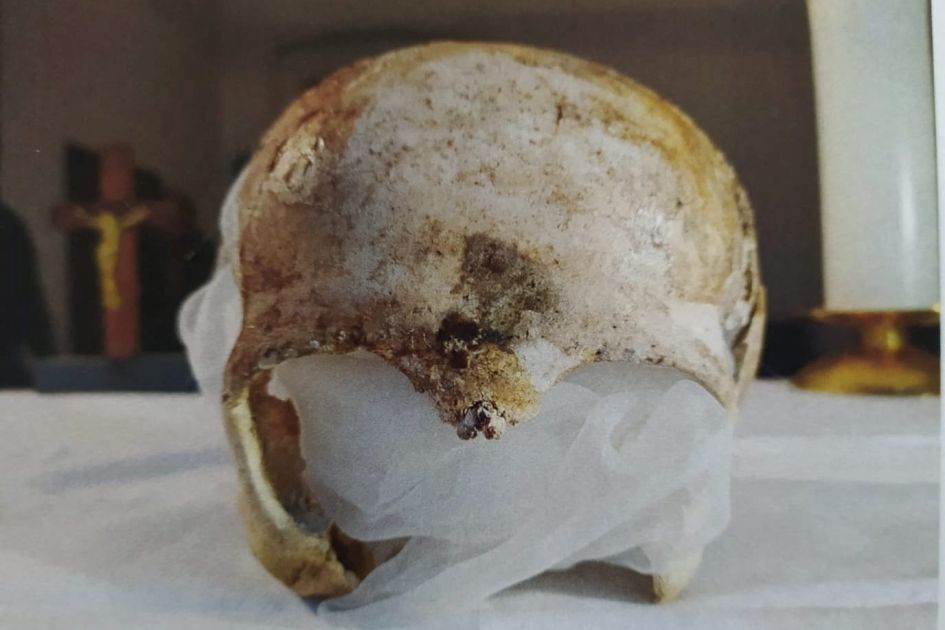 Thief flees with medieval saint's skull taken from Czech church