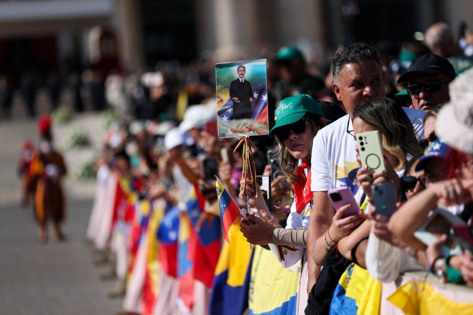 Venezuela's 'doctor of the poor' among seven canonised by Pope Leo