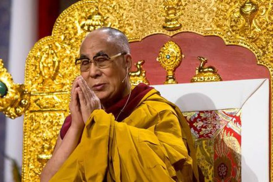 Pope Francis snubs Dalai Lama again