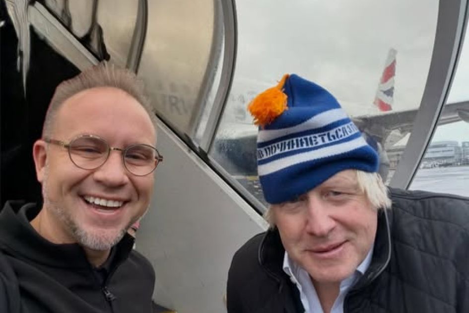 ‘Praying for Boris’: Man on flight shares the gospel with former U.K. Prime Minister