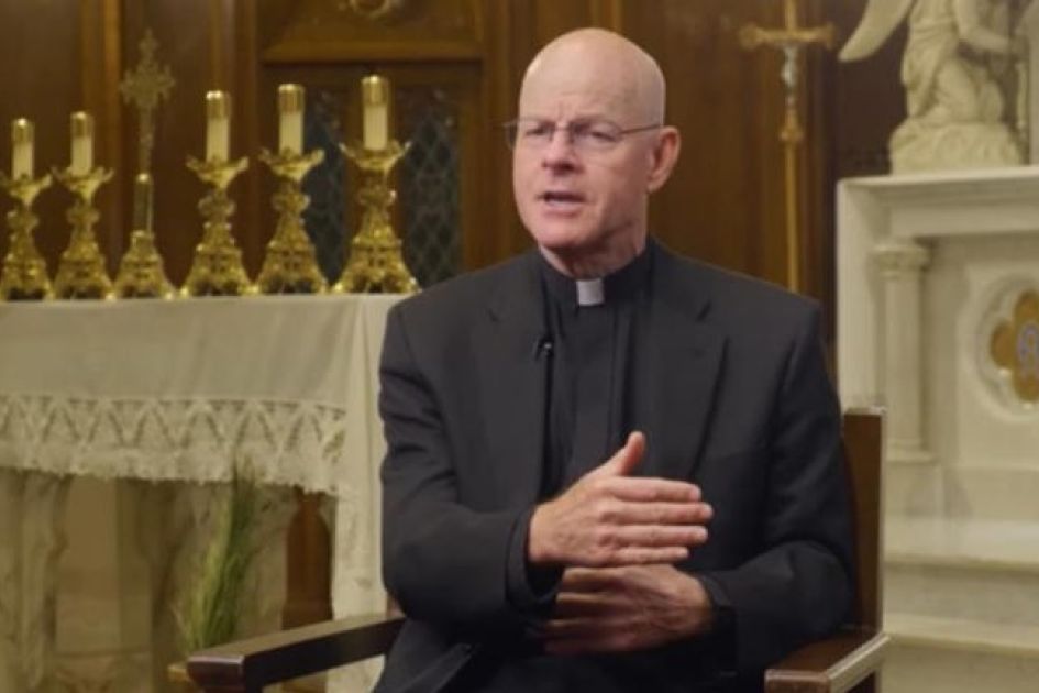 Catholic archdiocese removes exorcist priest over UFO comments