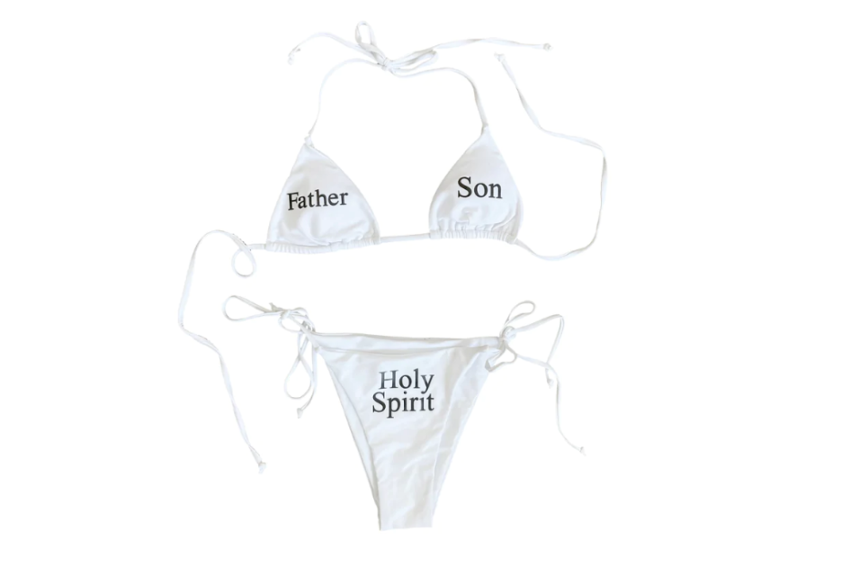 Infrarood Ontcijferen het doel TikTok Christian faces backlash over 'blasphemous' Holy Trinity bikini