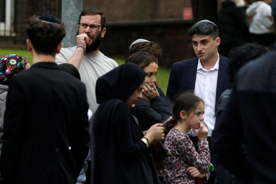 Manchester Christians rally in support after synagogue killings