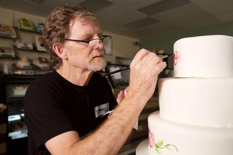 birthday cake maker Archives - Mel's Amazing Cakes