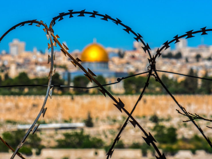 barbed-wire- jerusalem thumb.jpg