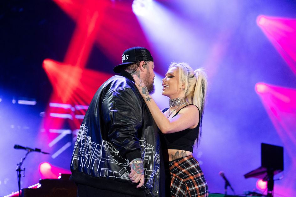 Jelly Roll S Wife Calls Backlash To Grammy Speech Borderline Demonic