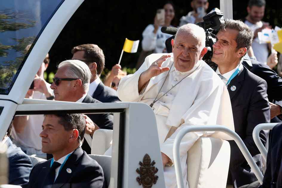 Pope gets on board with Volkswagen in bid to reduce carbon footprint at