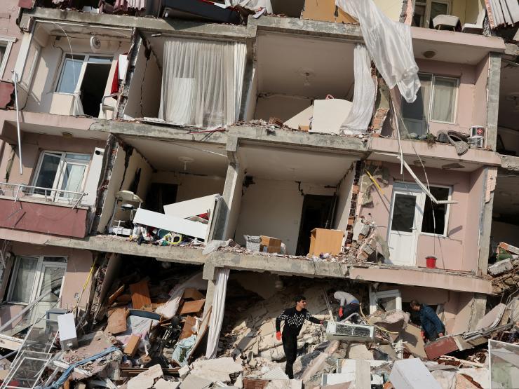 TURKEY-QUAKE.JPG