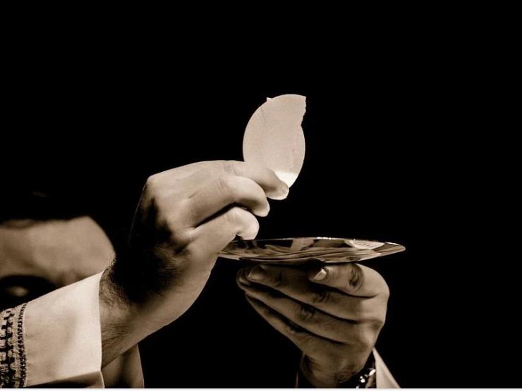 communion wafer.JPG