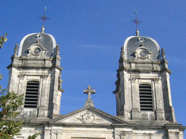 Dax-Cathedral-in-France-main_article_image.jpg