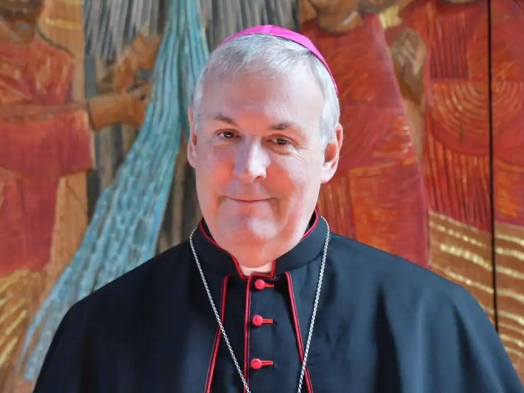 Bishop of Northampton David Oakley.png