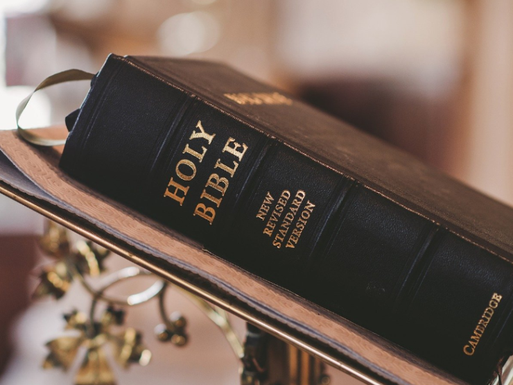 Bible Thumb Pixa.PNG