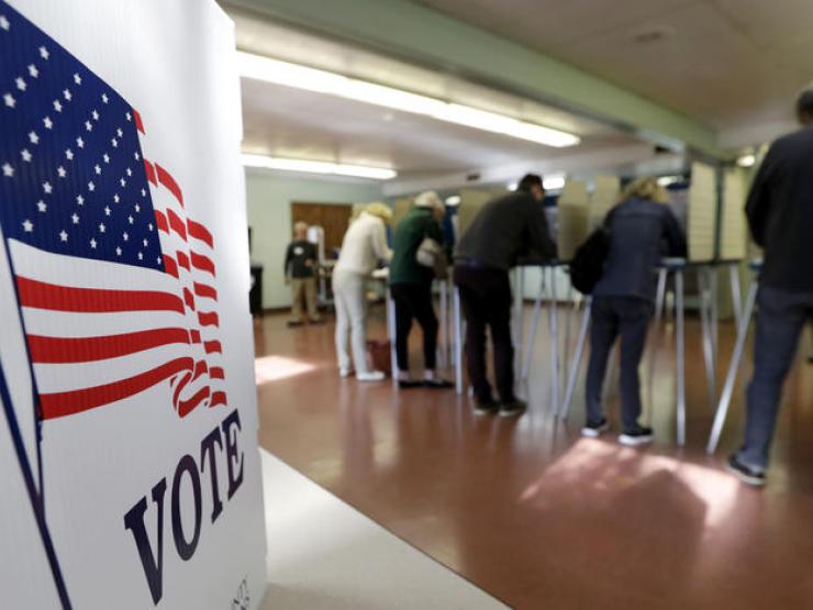 People-voting-in-US-mid-term-election_galleryfull.jpg