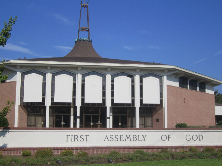 First_Assembly_of_God,_West_Monroe,_LA_thumbnail.JPG