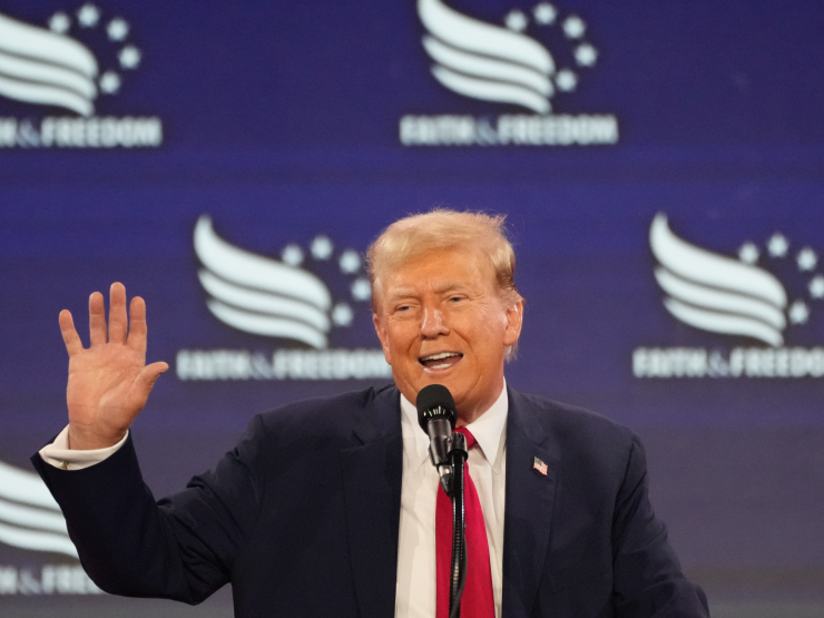 2024-06-22T000000Z_1975562386_MT1NURPHO0007VPEF2_RTRTHUMBMADP_3_FAITH-FREEDOM-TRUMP-SPEECH.JPG