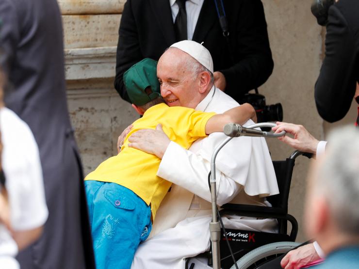 POPE CHILD UKRAINE FLAG.JPG