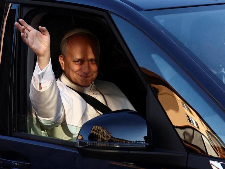 Pope Leo waving car