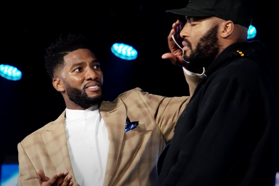 US Pastor rubs spit onto churchgoer's face to show how receiving