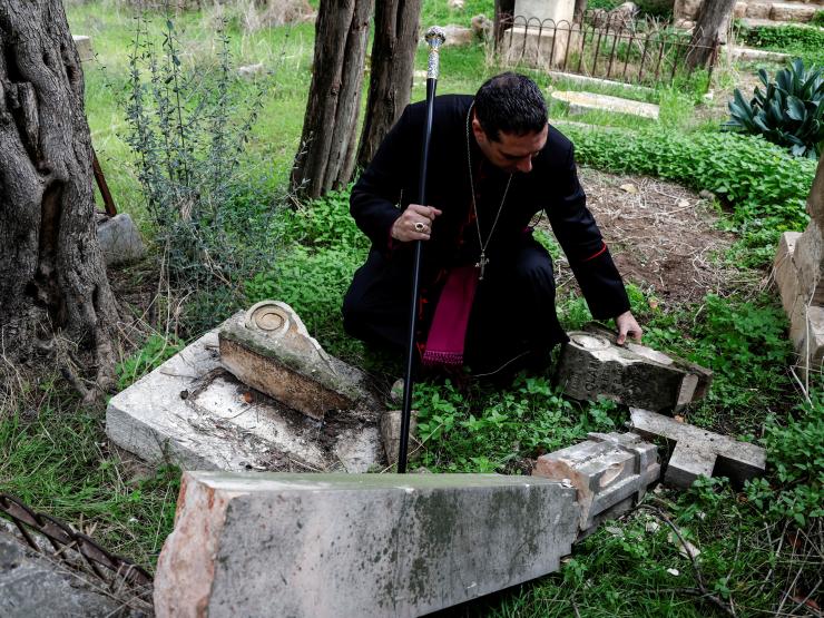 Jerusalem cemetery vandalised.JPG