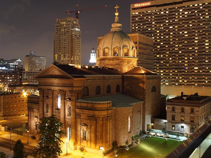 1280px-Cathedral_Basilica_of_Sts._Peter__Paul_in_Philadelphia.jpg