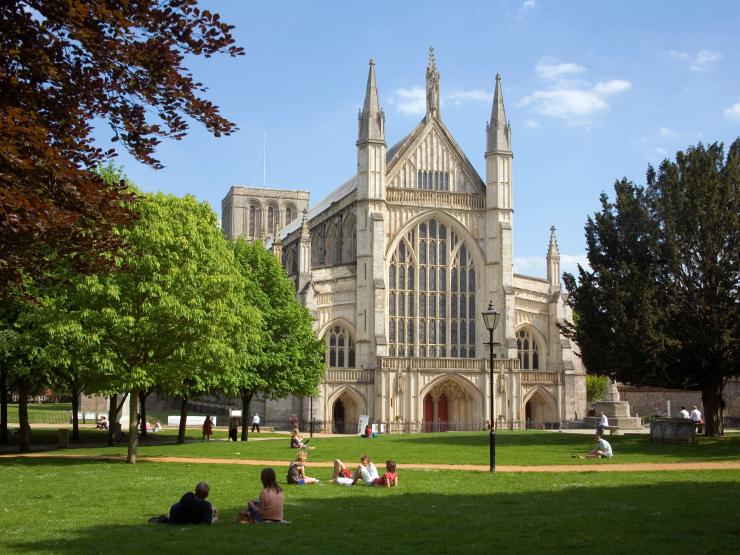 Winchester Cathedral pic.jpg