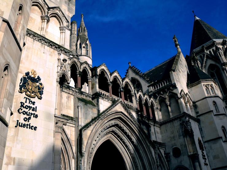 the-royal-courts-of-justice-1648944_1920.jpg