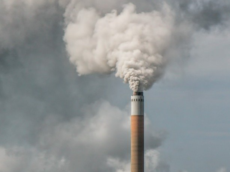 power-station-374097_1920.jpg