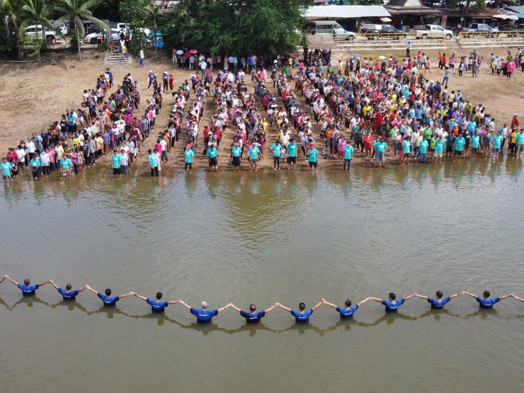 THAI baptism.jpg