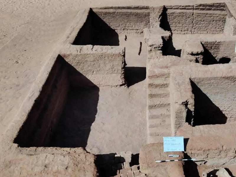 Lost Byzantine city reveals 1,600-year-old Christian community under  Egypt's desert