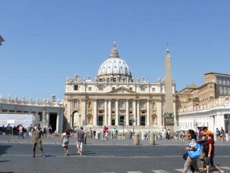 Vatican-distance-shot-main_article_image.jpg
