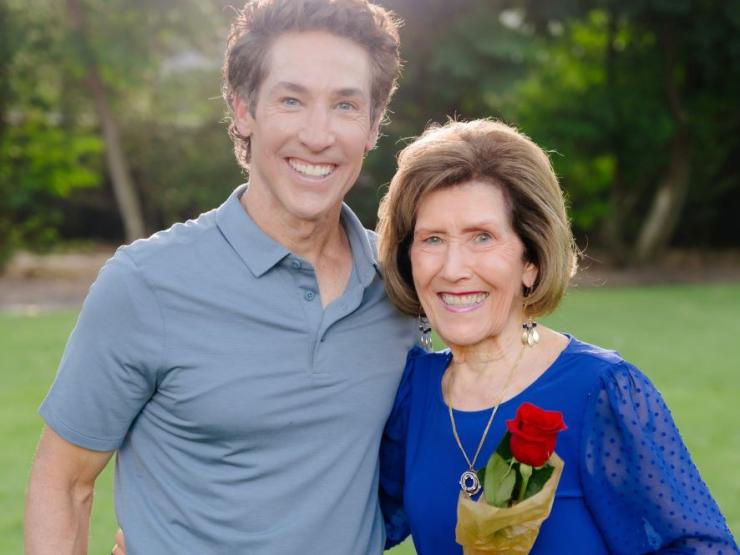 Osteen mum.JPG