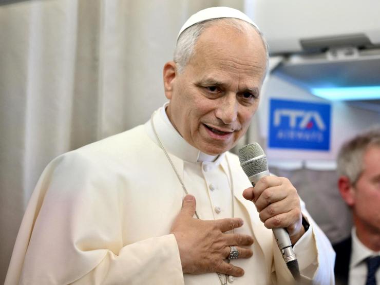 Pope speaking press.JPG