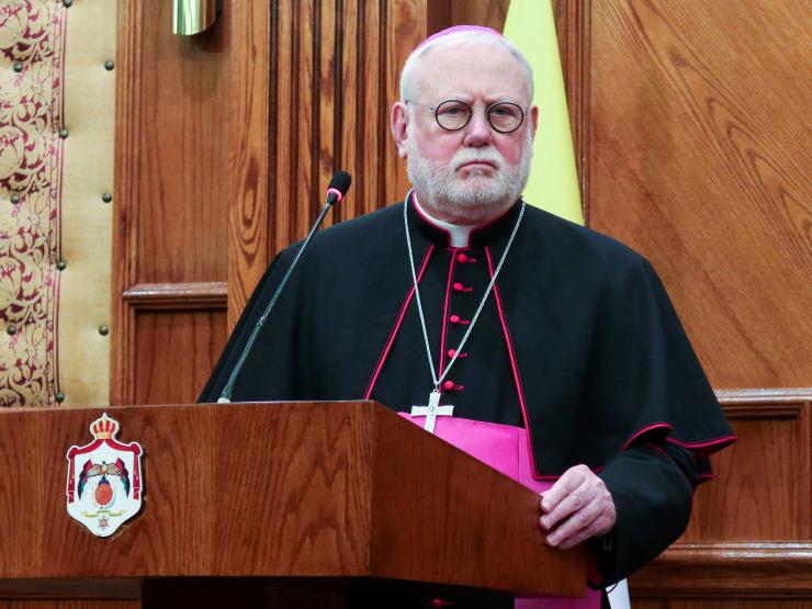 FOREIGN VATICAN M.JPG