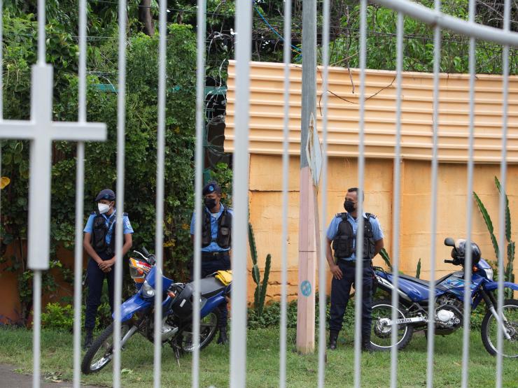 NICARAGUA-POLITICS-PRIEST 2.JPG