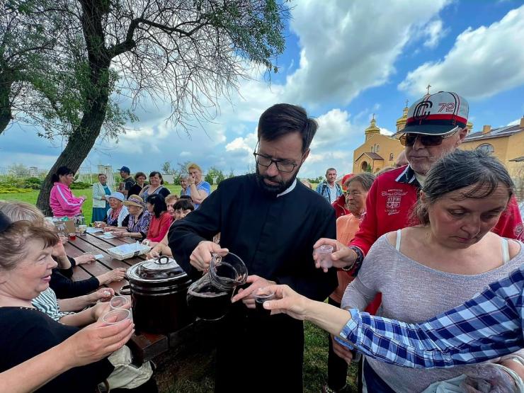 Ukraine monk pic.jpeg