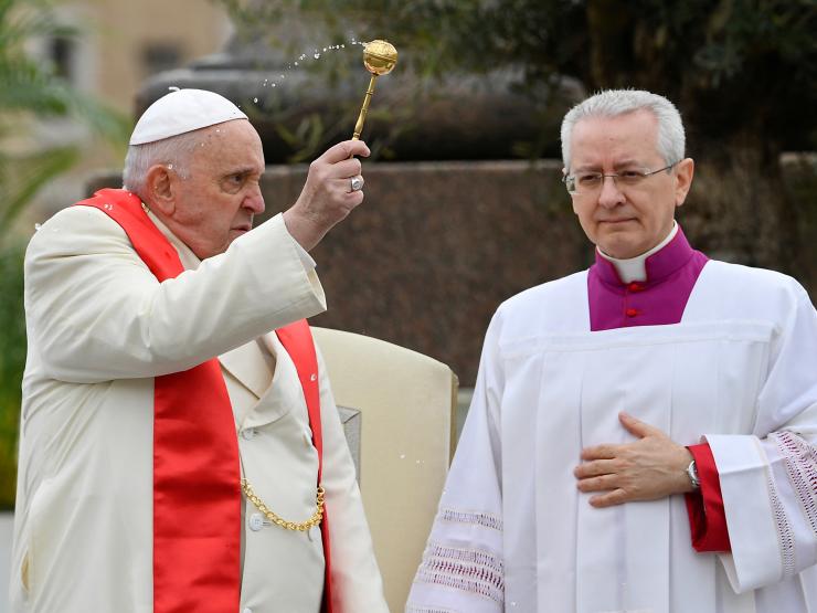 POPE FRANCIS EASTER.JPG