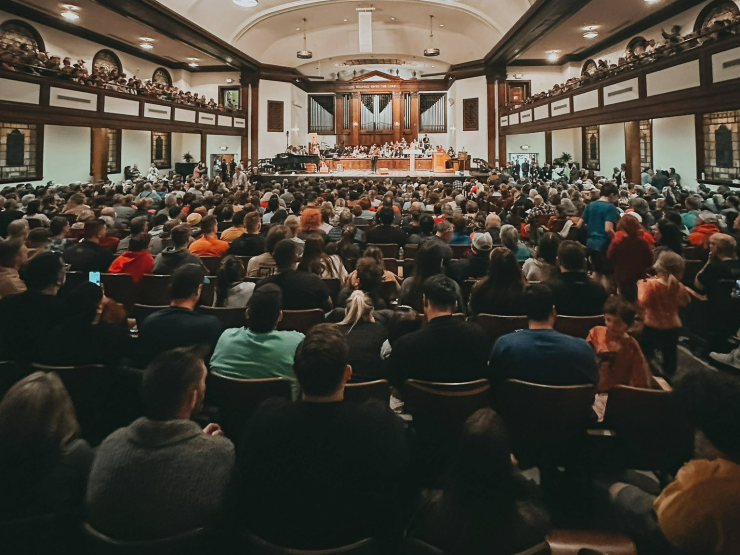 Asbury Revival - credit Ryan Worthen Twitter thumb.jpg