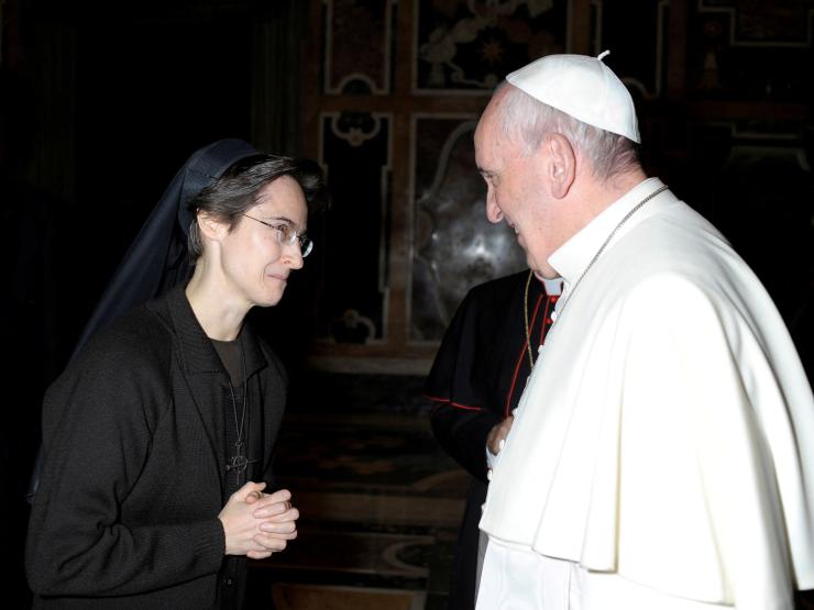 Pope Francis and nun.JPG