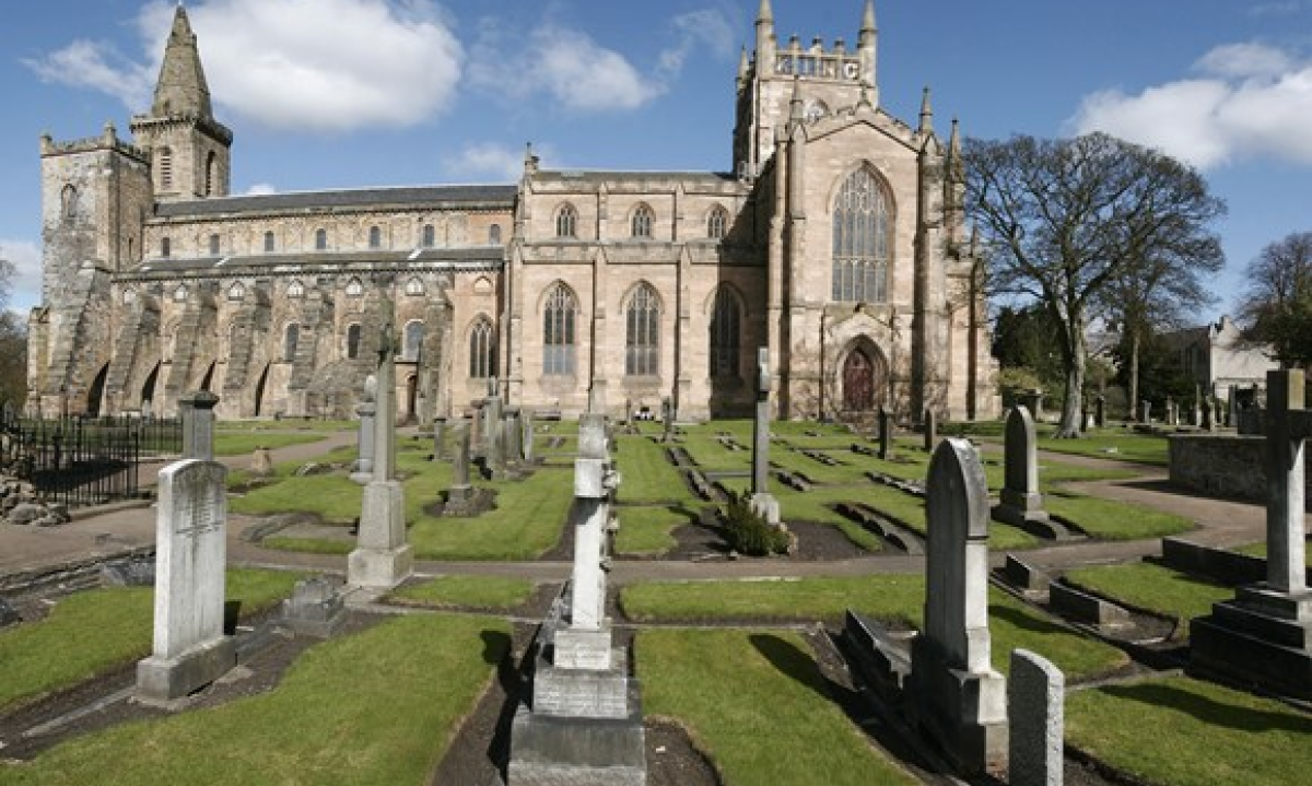 Dunfermline Abbey.png