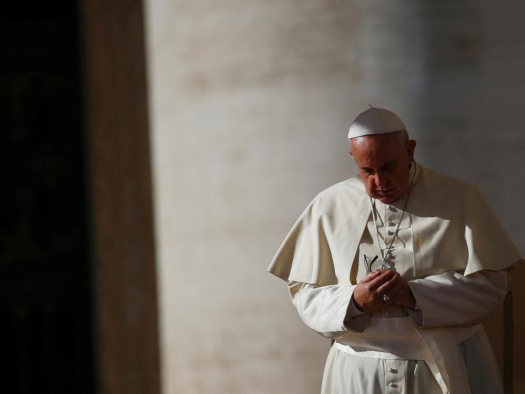 POPE DIES.JPG
