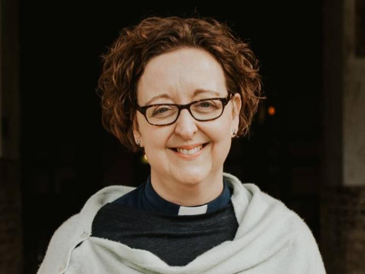 Bishop Jo Grenfell pic.jpg