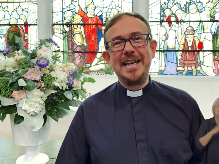 lee gatiss church service.png
