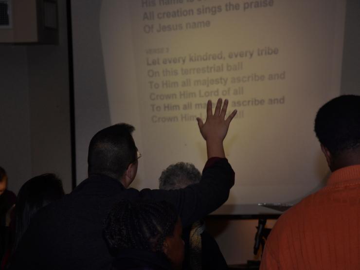 Singing Worship.jpg