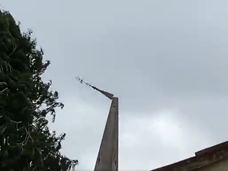 St Thomas Wells Spire Storm Eunice.PNG