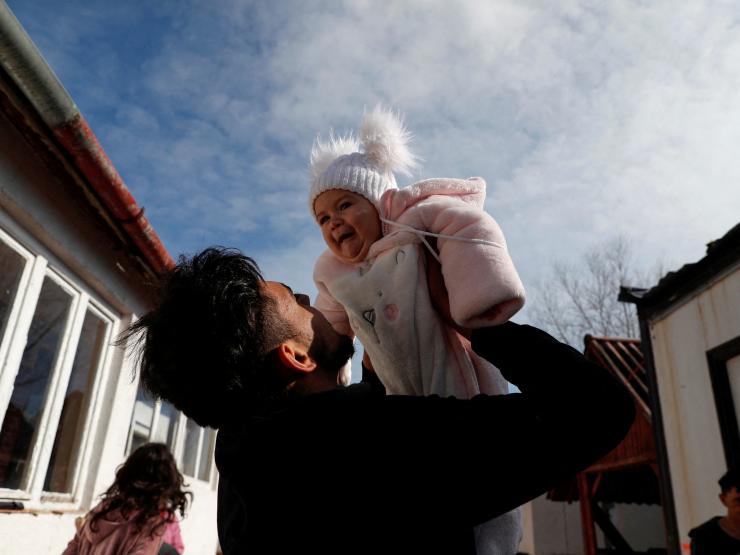 HUNGARIAN PASTOR UKRIANE REEFUGEE.JPG