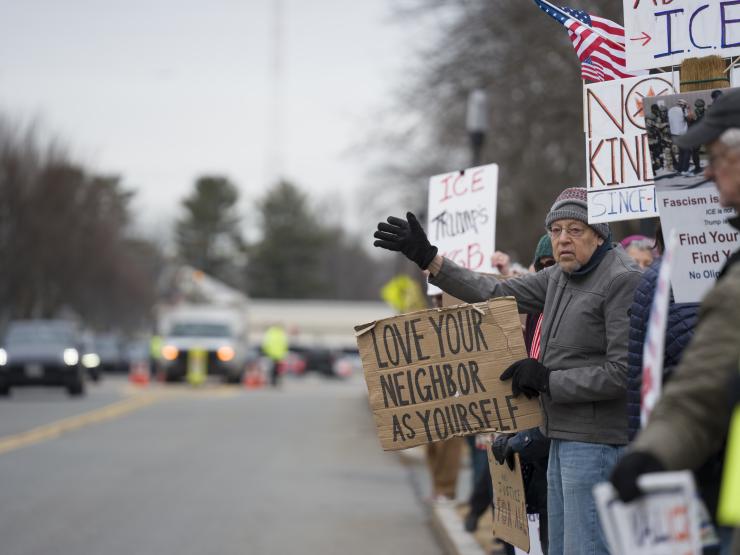 2026-01-14T000000Z_408461444_MT1NURPHO000NABH7X_RTRMADP_3_MASSACHUSETTS-PROTEST-ICE.JPG